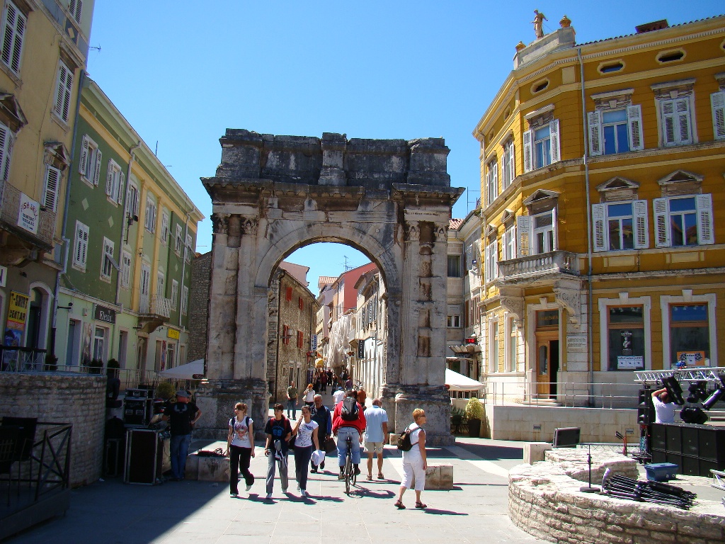 Pula